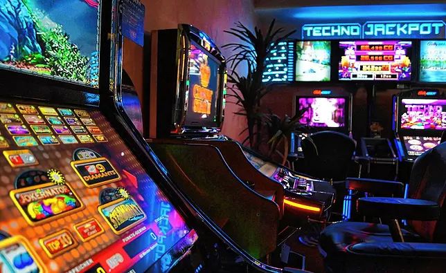 پاکستان میں Stake کا آن لائن کیسینو سیکشن کھولیں۔